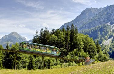 Das gilt speziell fr Mountainbiker, denn mit dem Bikepark Wurbauerkogel in Windischgarsten und dem Singletrail Wurzeralm in Spital am Pyhrn hat die Pyhrn-Priel Trailogie Mountainbiken in der Region Pyhrn-Priel